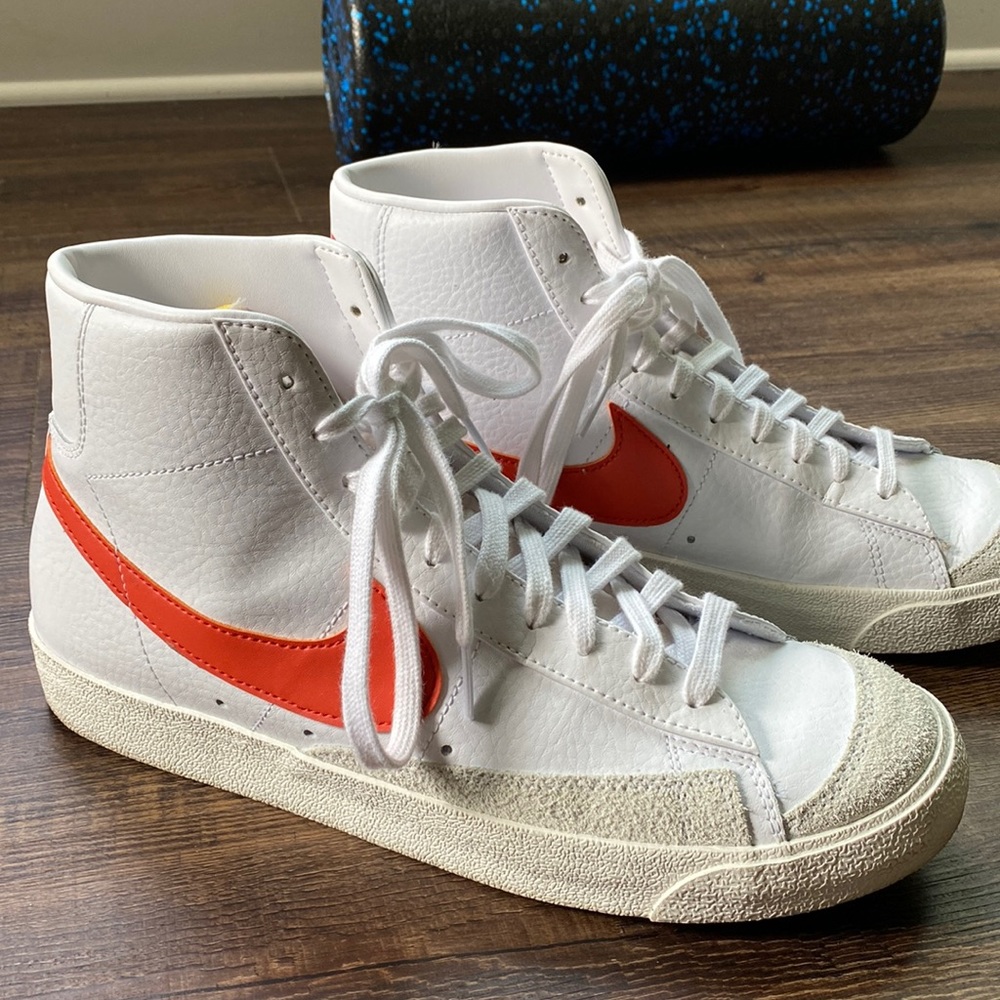 White Nike Blazers size 10.5 mens